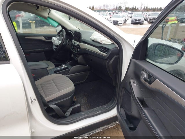 2022 Ford Escape Se მანქანა იყიდება აუქციონზე, vin: 1FMCU0G65NUB43646, აუქციონის ნომერი: 44271025