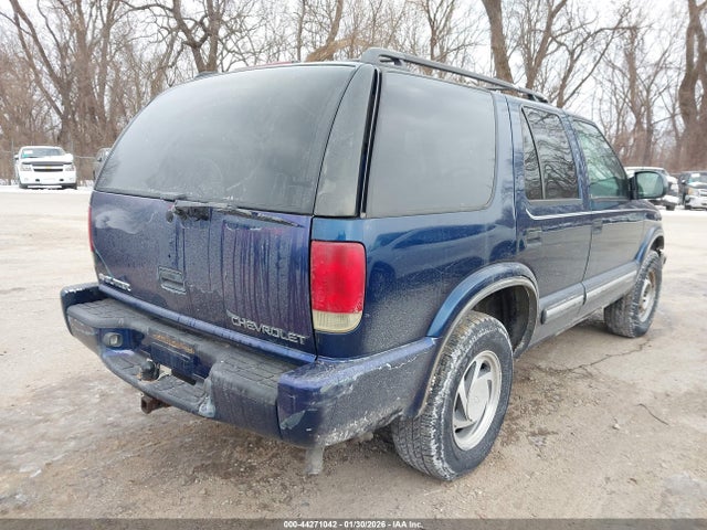 2000 CHEVROLET BLAZER 1GNDT13W1Y2272952 Photo 3