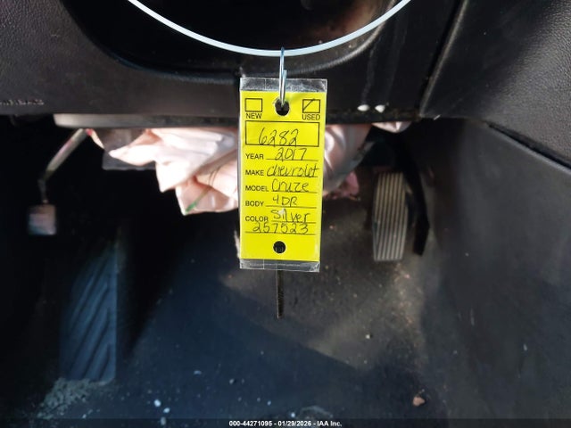 1G1BC5SM9H7257523 Chevrolet Cruze Ls Auto