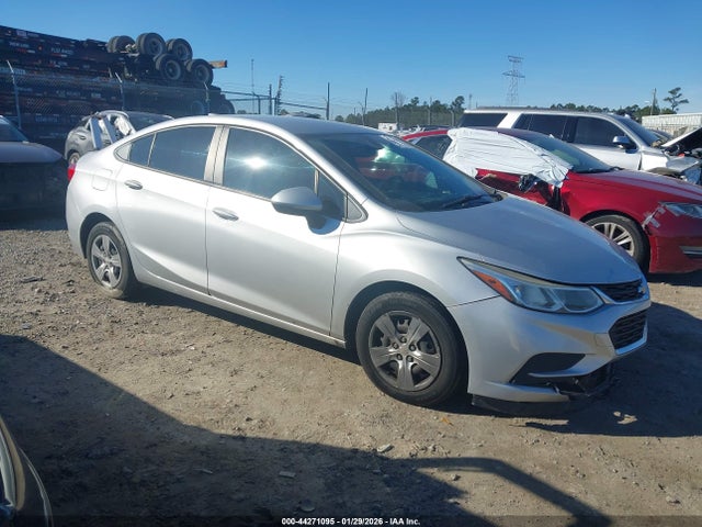 1G1BC5SM9H7257523 Chevrolet Cruze Ls Auto