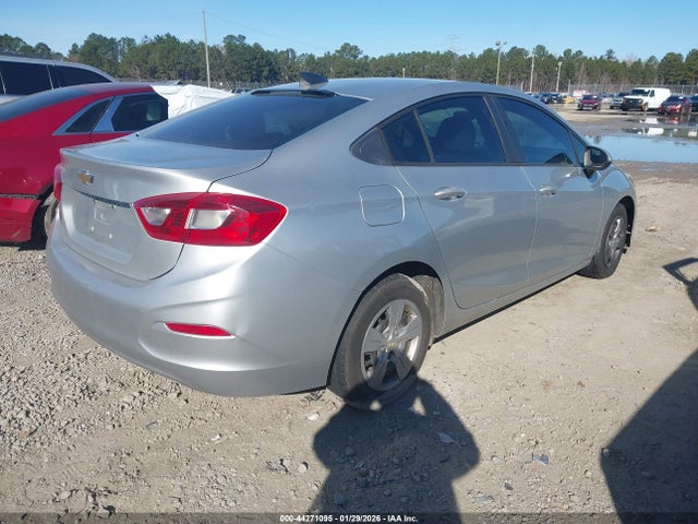1G1BC5SM9H7257523 Chevrolet Cruze Ls Auto