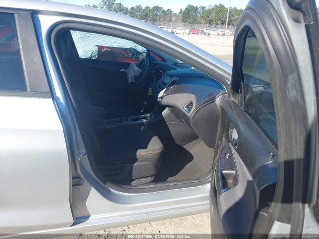1G1BC5SM9H7257523 Chevrolet Cruze Ls Auto