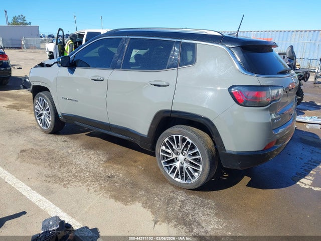 Jeep Compass Limited 4x4 2022 3C4NJDCB4NT154678 Image 3