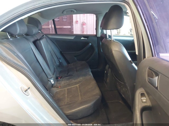 44271103 :رقم المزاد ، 3VWLL7AJ0EM229252 vin ، 2014 Volkswagen Jetta 2.0l Tdi مزاد بيع