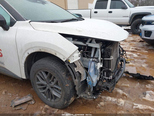 Продаж на аукціоні авто 2024 Nissan Rogue S Fwd, vin: 5N1BT3AA0RC689859, номер лоту: 44271150
