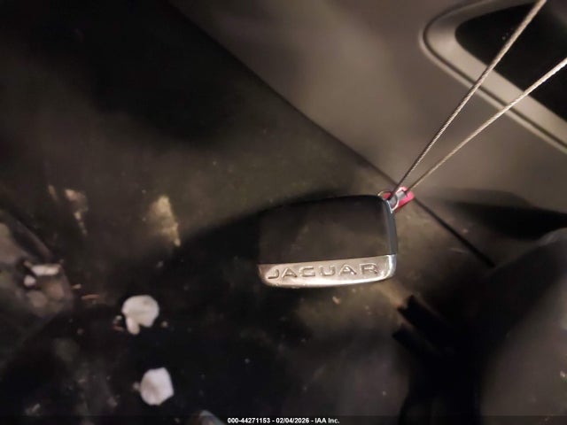 2019 JAGUAR F-PACE SADCJ2FX0KA360915 Photo 10