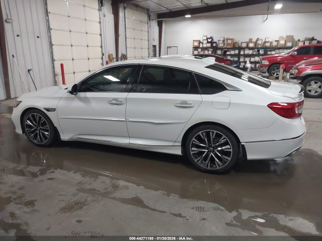 1HGCV2F99LA004936 Honda Accord Touring