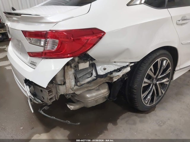 1HGCV2F99LA004936 Honda Accord Touring