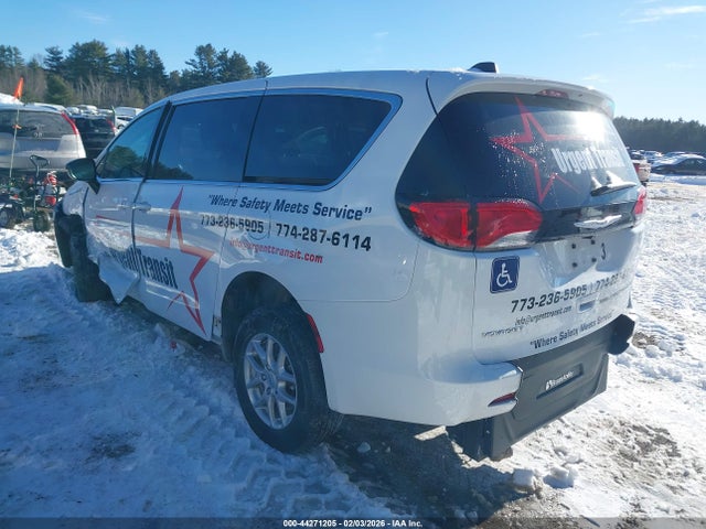 2C4RC1CG5RR183797 Chrysler Voyager Lx