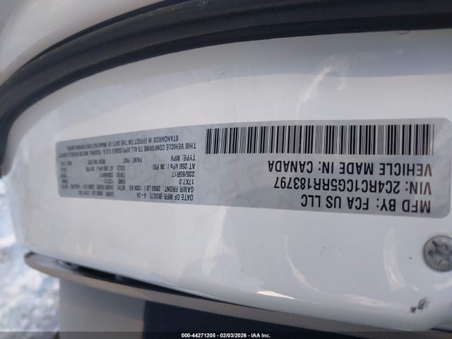 2C4RC1CG5RR183797 Chrysler Voyager Lx