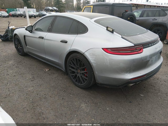 2018 PORSCHE PANAMERA WP0AB2A78JL136284 Photo 2