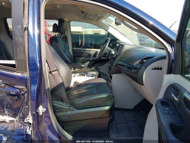 Aukcja sprzedaży 2015 Chrysler Town & Country Touring, vin: 2C4RC1BGXFR696525, numer aukcji: 44271253