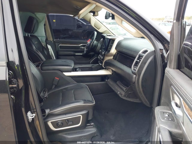 Продаж на аукціоні авто 2019 Ram 1500 Laramie  4x4 5'7 Box, vin: 1C6SRFJT4KN512447, номер лоту: 44271279