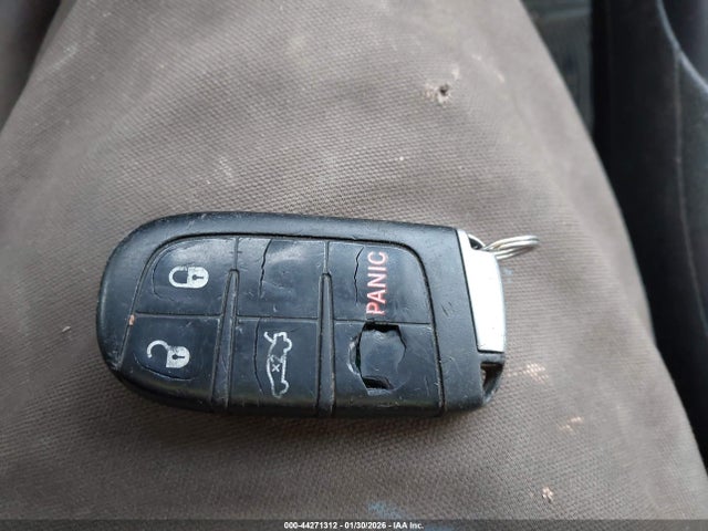 Aukcja sprzedaży 2015 Chrysler 200 Limited, vin: 1C3CCCAB6FN605291, numer aukcji: 44271312