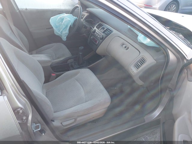 2001 Honda Accord 2.3 Lx მანქანა იყიდება აუქციონზე, vin: JHMCG65551C002602, აუქციონის ნომერი: 44271330