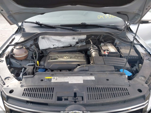 2017 VOLKSWAGEN TIGUAN WVGAV7AX6HK047586 Photo 9