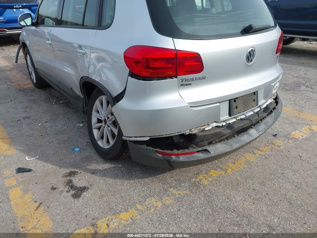 2017 VOLKSWAGEN TIGUAN WVGAV7AX6HK047586 Photo 5