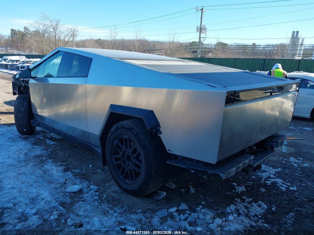 Продажа на аукционе авто 2024 Tesla Cybertruck All-wheel Drive, vin: 7G2CEHED2RA047919, номер лота: 44271383