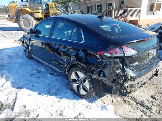 2022 HYUNDAI IONIQ HYBRID KMHC85LC4NU269638 Photo 2