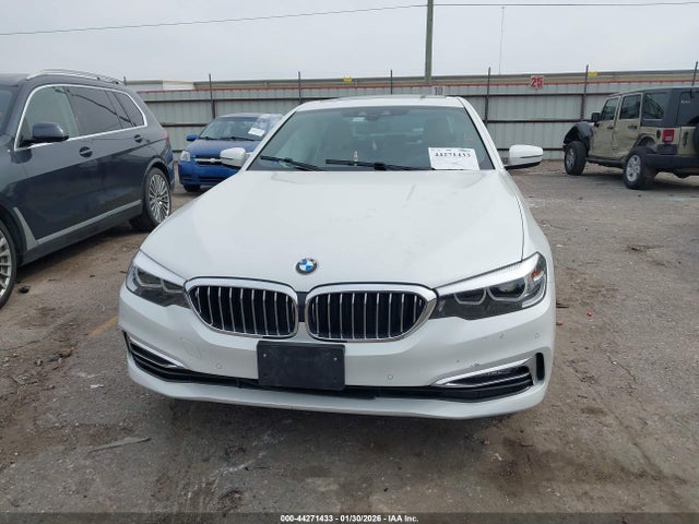 Продаж на аукціоні авто 2018 Bmw 530i, vin: WBAJA5C58JWA38824, номер лоту: 44271433