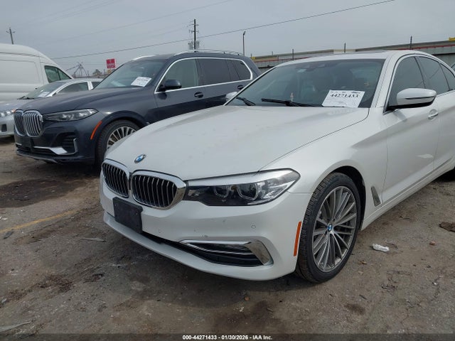 2018 BMW 530I WBAJA5C58JWA38824 Photo 5