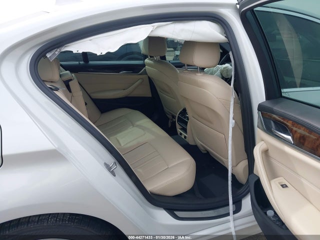 2018 BMW 530I WBAJA5C58JWA38824 Photo 7