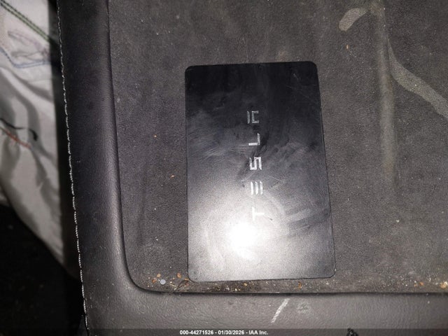 2025 TESLA MODEL 3 5YJ3E1ET8SF067733 Photo 10