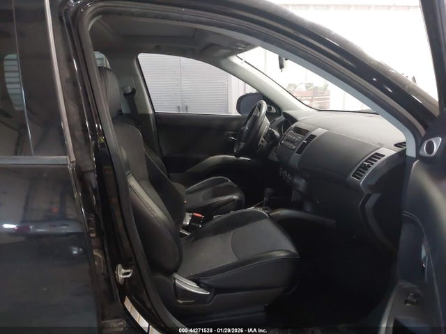 2011 MITSUBISHI OUTLANDER JA4JT3AW6BU034613 Photo 4