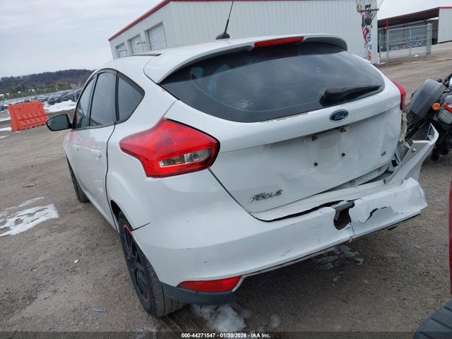 2017 FORD FOCUS 1FADP3K29HL346108 Photo 2