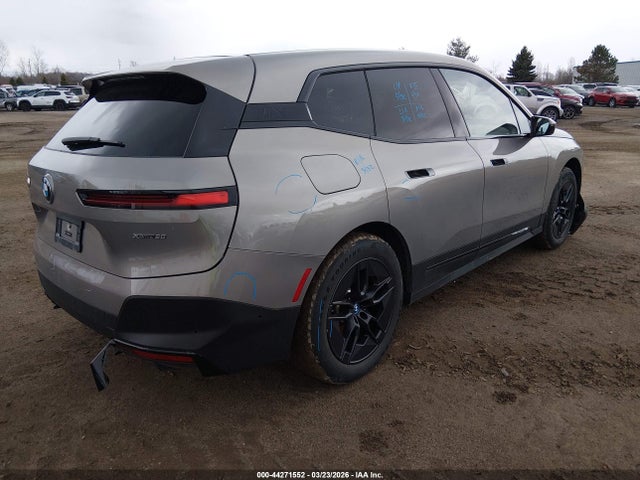 2024 BMW IX WB523CF09RCN71549 Photo 3