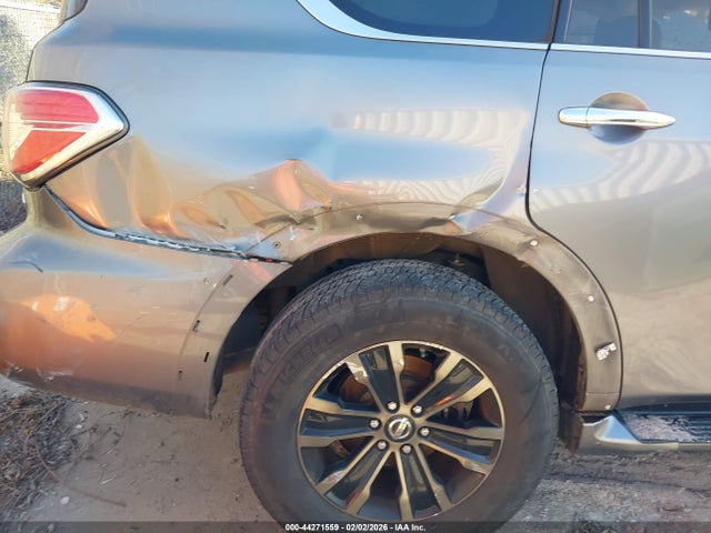 JN8AY2NE2J9732533 Nissan Armada Platinum