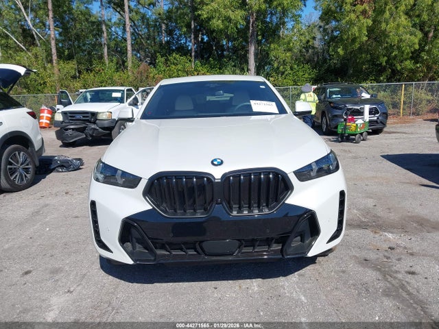 5UX33EX01R9U30683 BMW X6 Xdrive40i