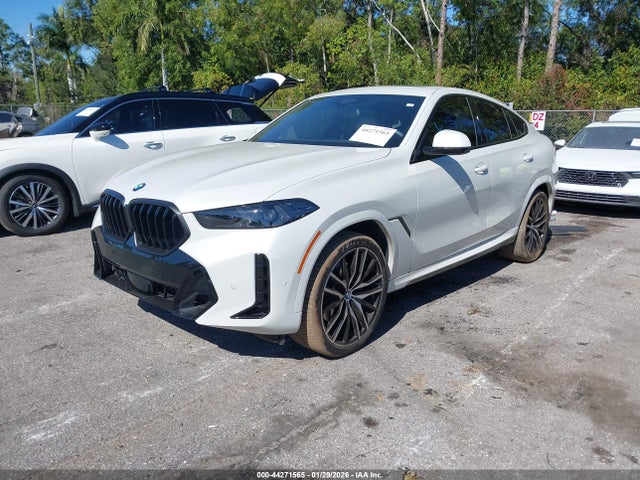 5UX33EX01R9U30683 BMW X6 Xdrive40i
