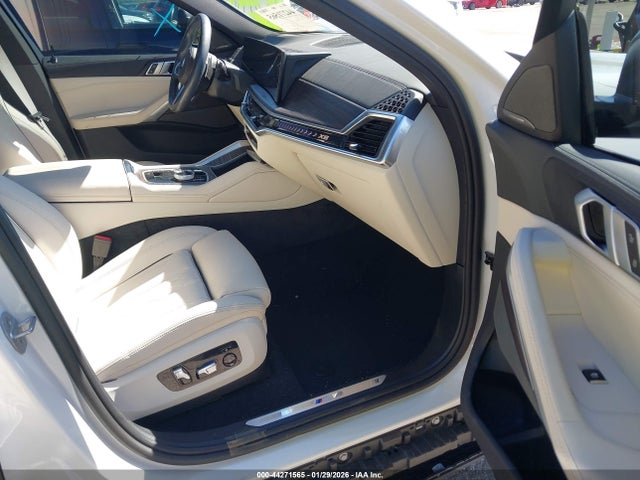 5UX33EX01R9U30683 BMW X6 Xdrive40i