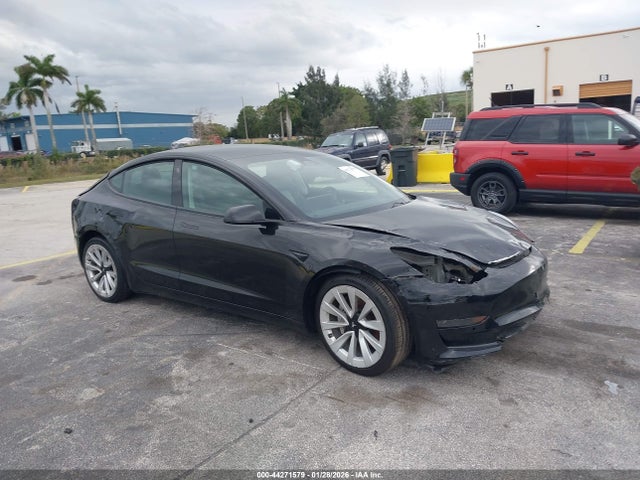 2022 TESLA MODEL 3 5YJ3E1EA7NF370621 Photo 0