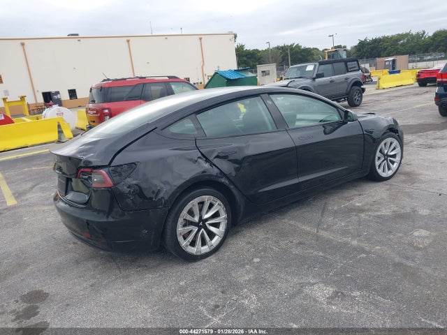 2022 TESLA MODEL 3 5YJ3E1EA7NF370621 Photo 3