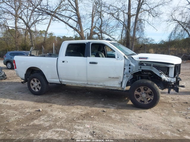 44271601 :رقم المزاد ، 3C6UR5DJ0PG633196 vin ، 2023 Ram 2500 Big Horn  4x4 6'4 Box مزاد بيع