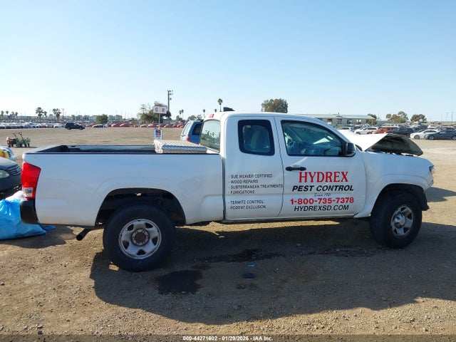 5TFRX5GN0HX100152 Toyota Tacoma Sr
