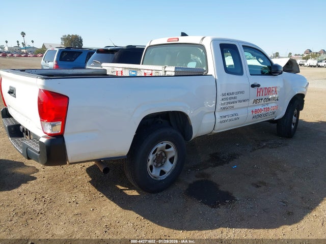 5TFRX5GN0HX100152 Toyota Tacoma Sr
