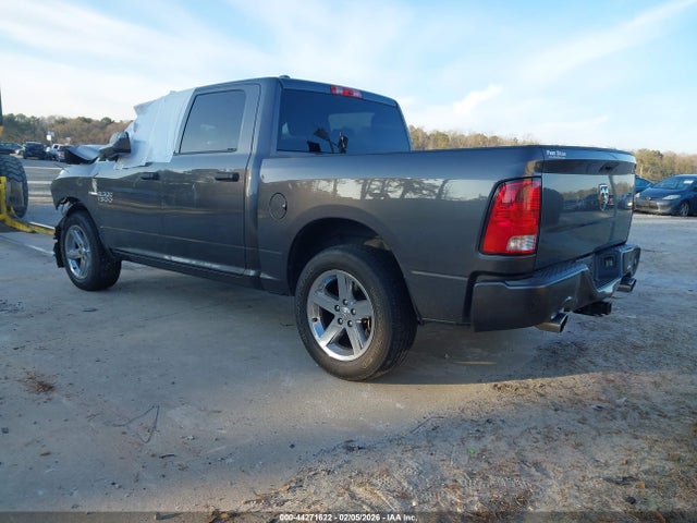 44271622 :رقم المزاد ، 1C6RR6KT4HS520426 vin ، 2017 Ram 1500 Express  4x2 5'7 Box مزاد بيع