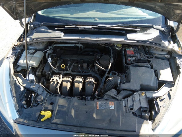 1FADP3K24FL306998 Ford FOCUS SE