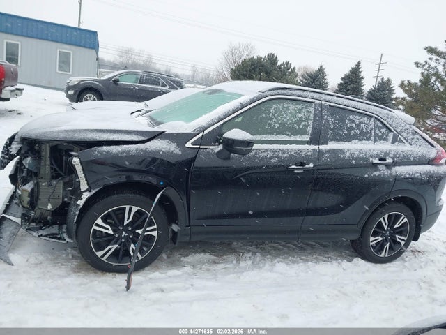 Продаж на аукціоні авто 2024 Mitsubishi Eclipse Cross Se S-awc, vin: JA4ATWAA1RZ010268, номер лоту: 44271635