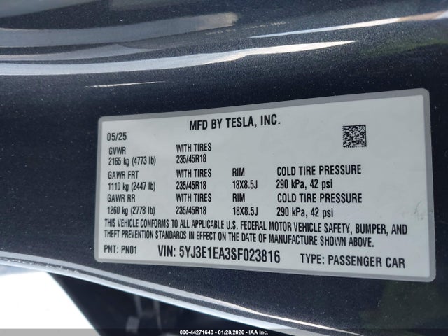 2025 TESLA MODEL 3 5YJ3E1EA3SF023816 Photo 8
