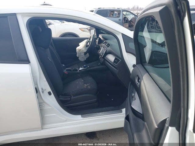 2019 NISSAN LEAF 1N4BZ1CP3KC319266 Photo 4