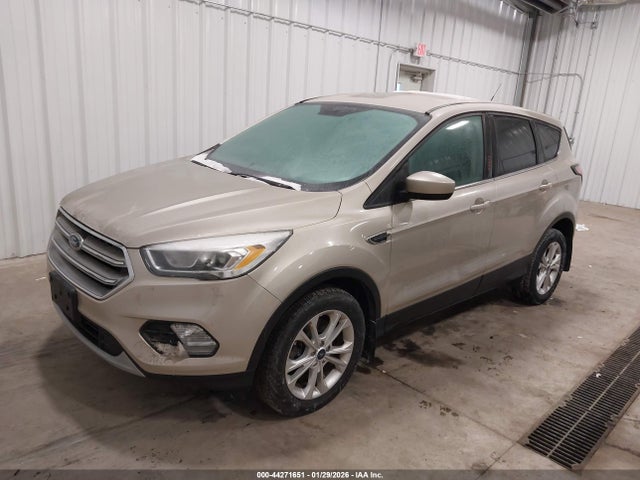 1FMCU9GD5HUC87981 Ford ESCAPE SE