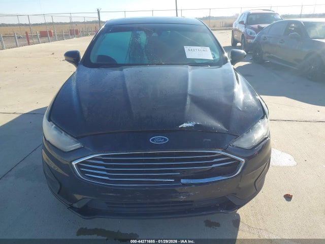 3FA6P0LU6KR182915 Ford Fusion Hybrid Se