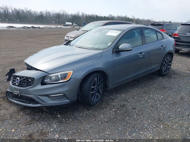 2017 VOLVO S60 YV126MFL6H2439763 Photo 1