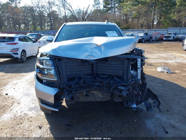 Продаж на аукціоні авто 2019 Chevrolet Suburban Lt, vin: 1GNSKHKC1KR163092, номер лоту: 44271694