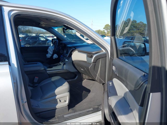 Продаж на аукціоні авто 2019 Chevrolet Suburban Lt, vin: 1GNSKHKC1KR163092, номер лоту: 44271694