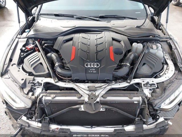 2023 AUDI S8 WAULSAF83PN011563 Photo 9